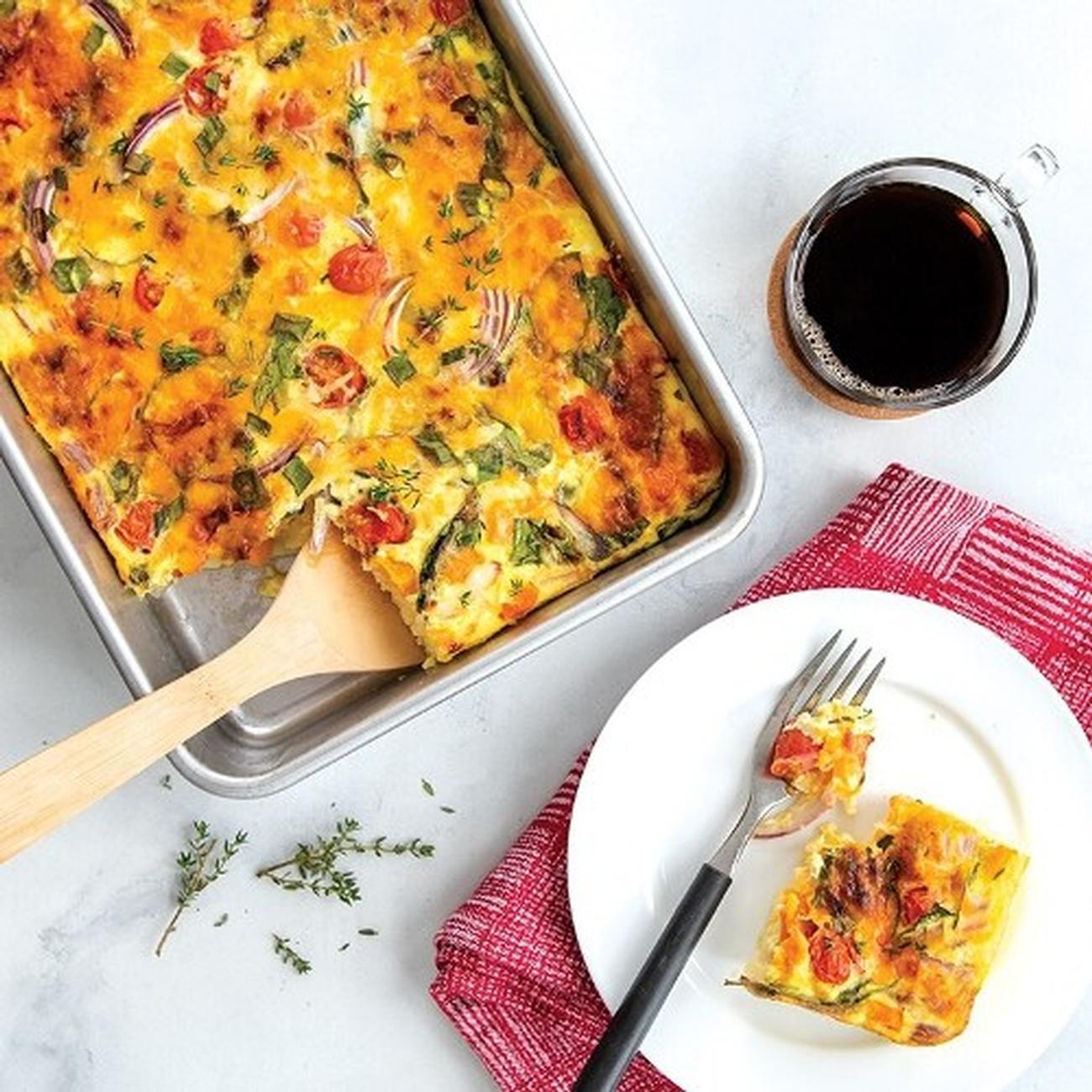 https://www.thekitchenwhisk.ie/contentFiles/productImages/Large/Naturals-Rectangular-Cake-Pan-Nordic-Ware-egg-bake.jpg