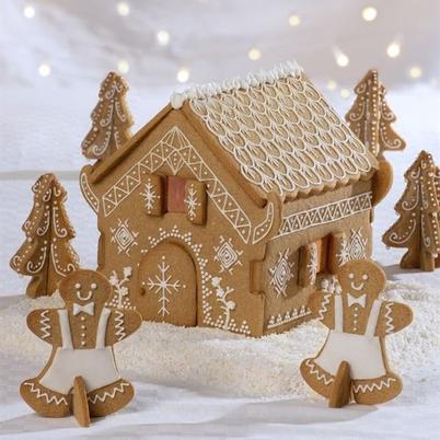 Eddingtons Gingerbread House 20pc Biscuit Set