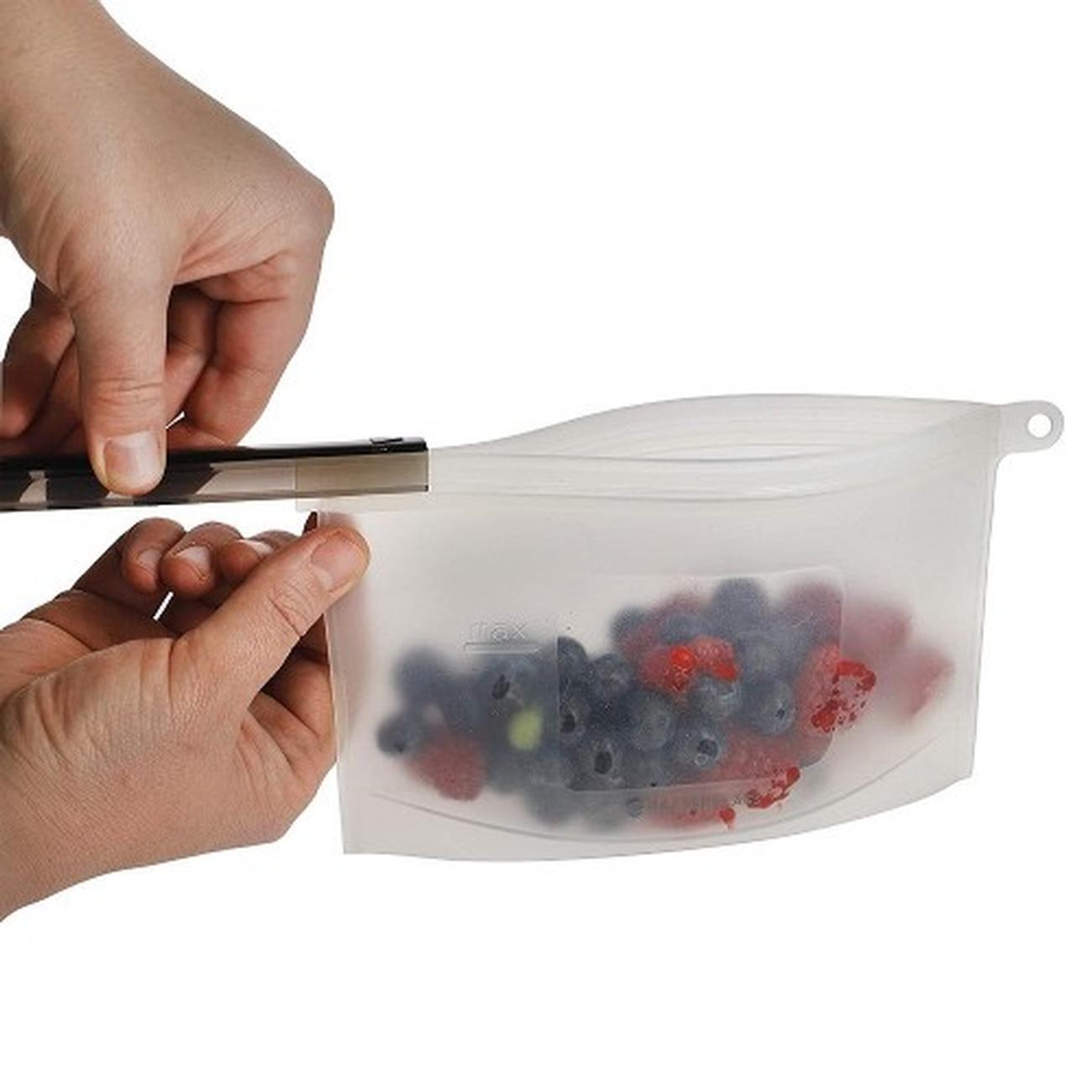 masterclass-reusable-silicone-storage-bag-500ml - MasterClass Reusable Silicone Food Bag 500ml