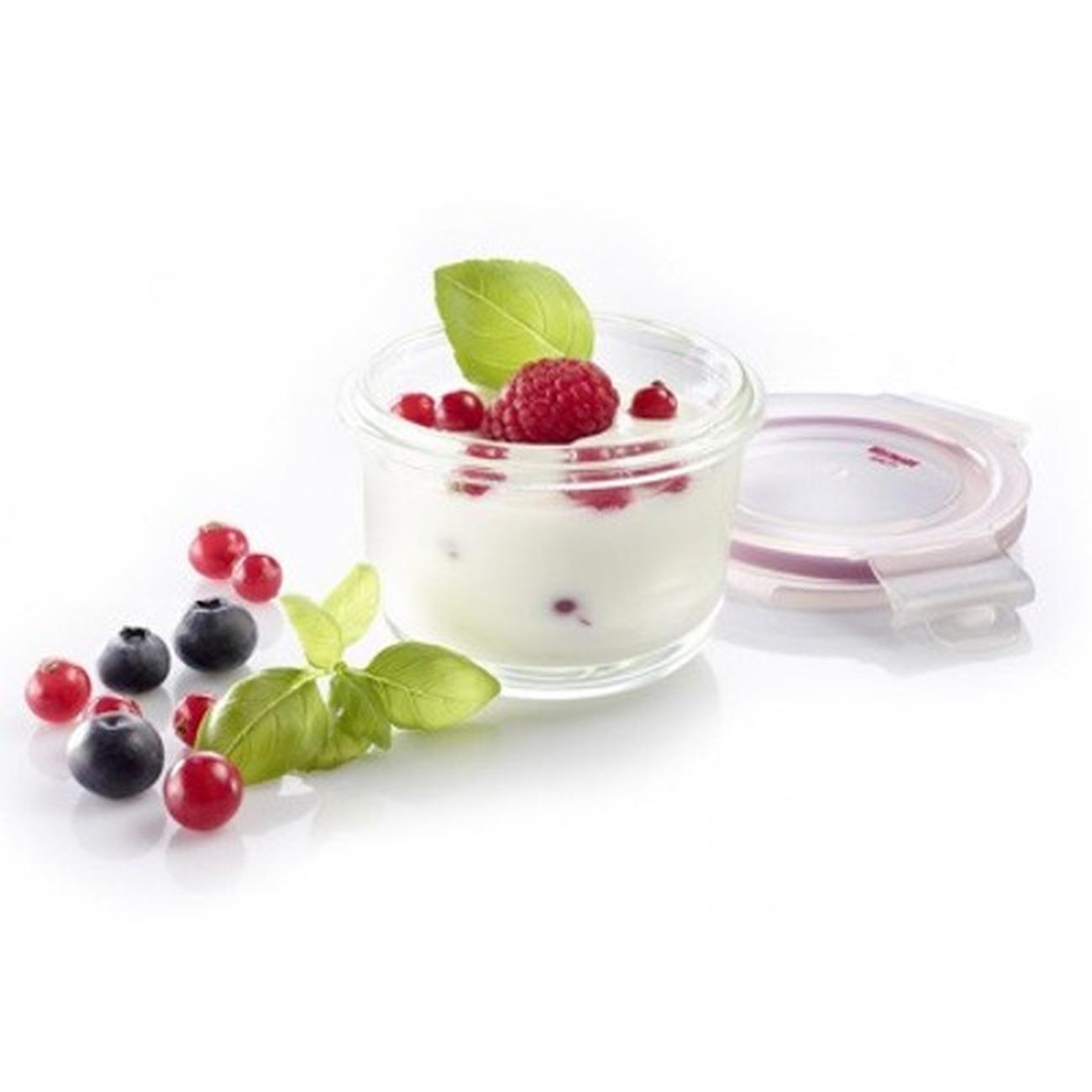 https://www.thekitchenwhisk.ie/contentfiles/productImages/Large/westmark-round-glass-food-storage-box150ml4.jpg